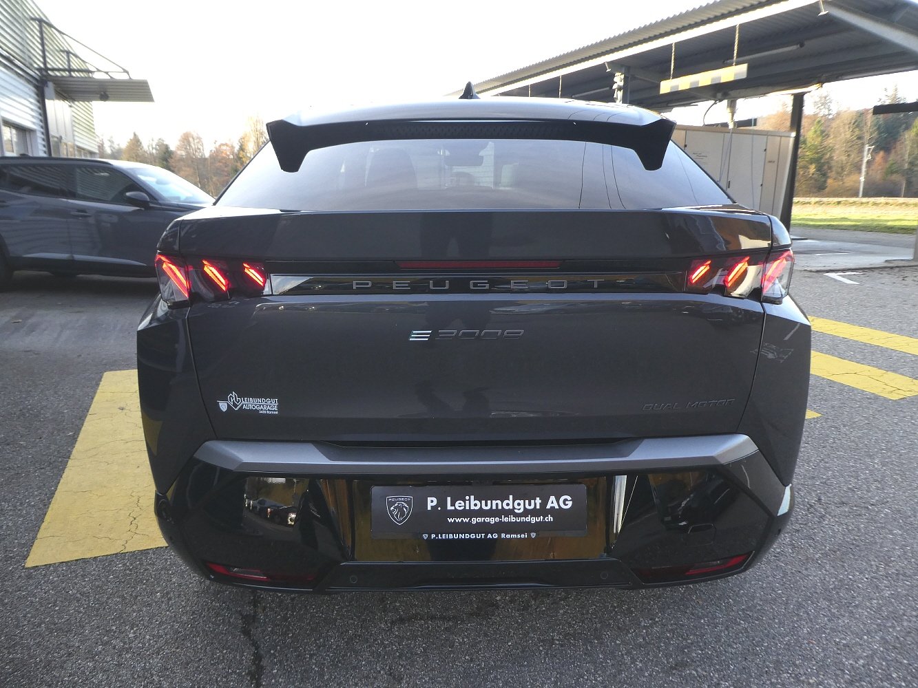 PEUGEOT 3008 E-Launch Edition AWD, Elektro, Vorführwagen, Automatik - 7