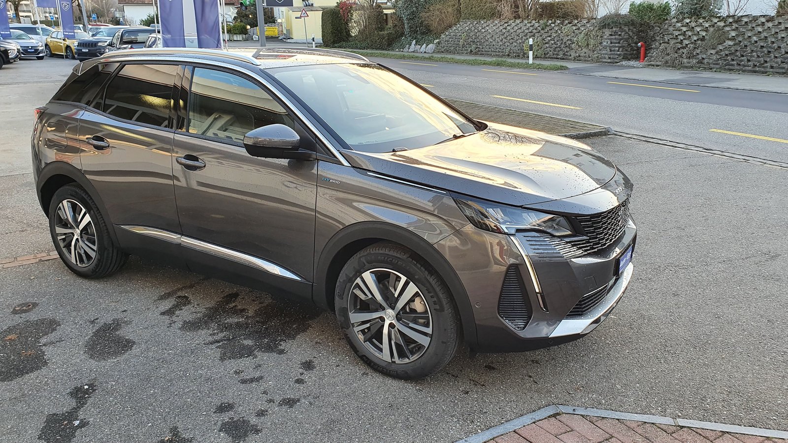 PEUGEOT 3008 1.2 PureTech Allure Pack EAT8 Helvetia, Petrol, Ex-demonstrator, Automatic - 4