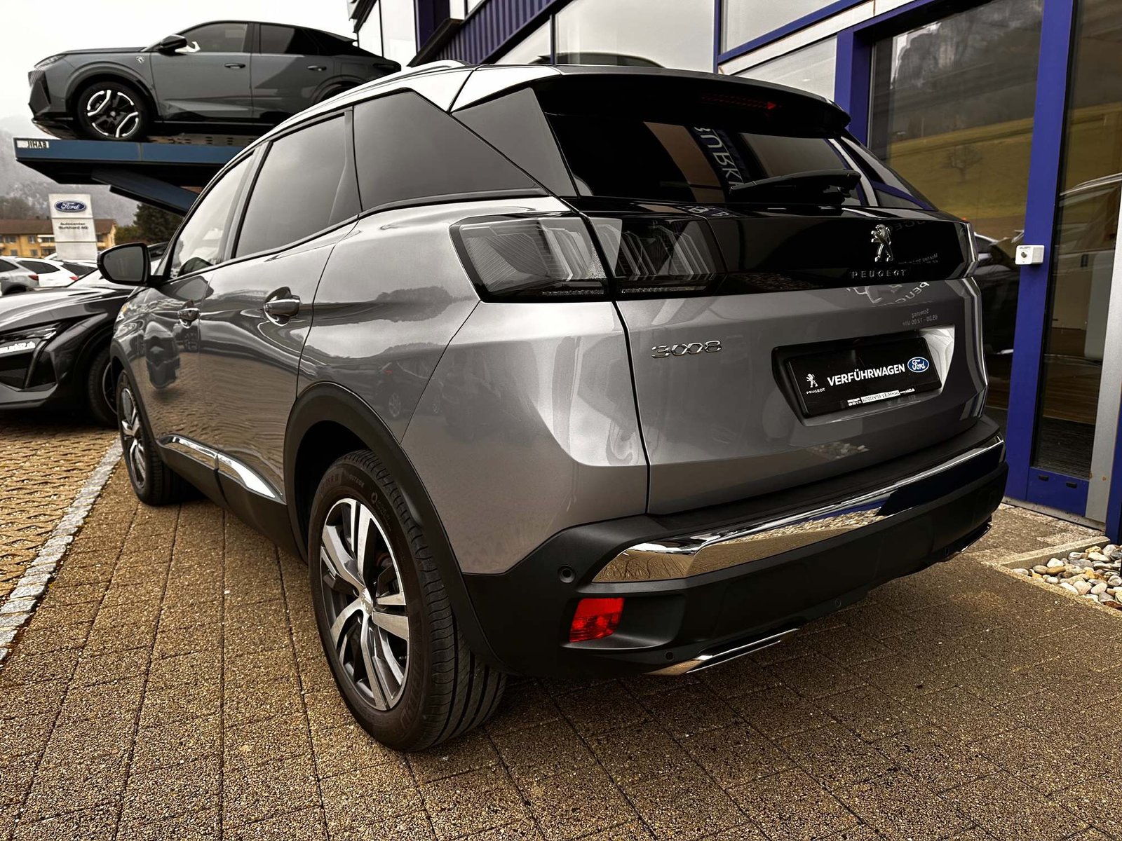 PEUGEOT 3008 1.2 PureTech Allure Pack 5 Jahre Garantie, Petrol, Ex-demonstrator, Manual - 4