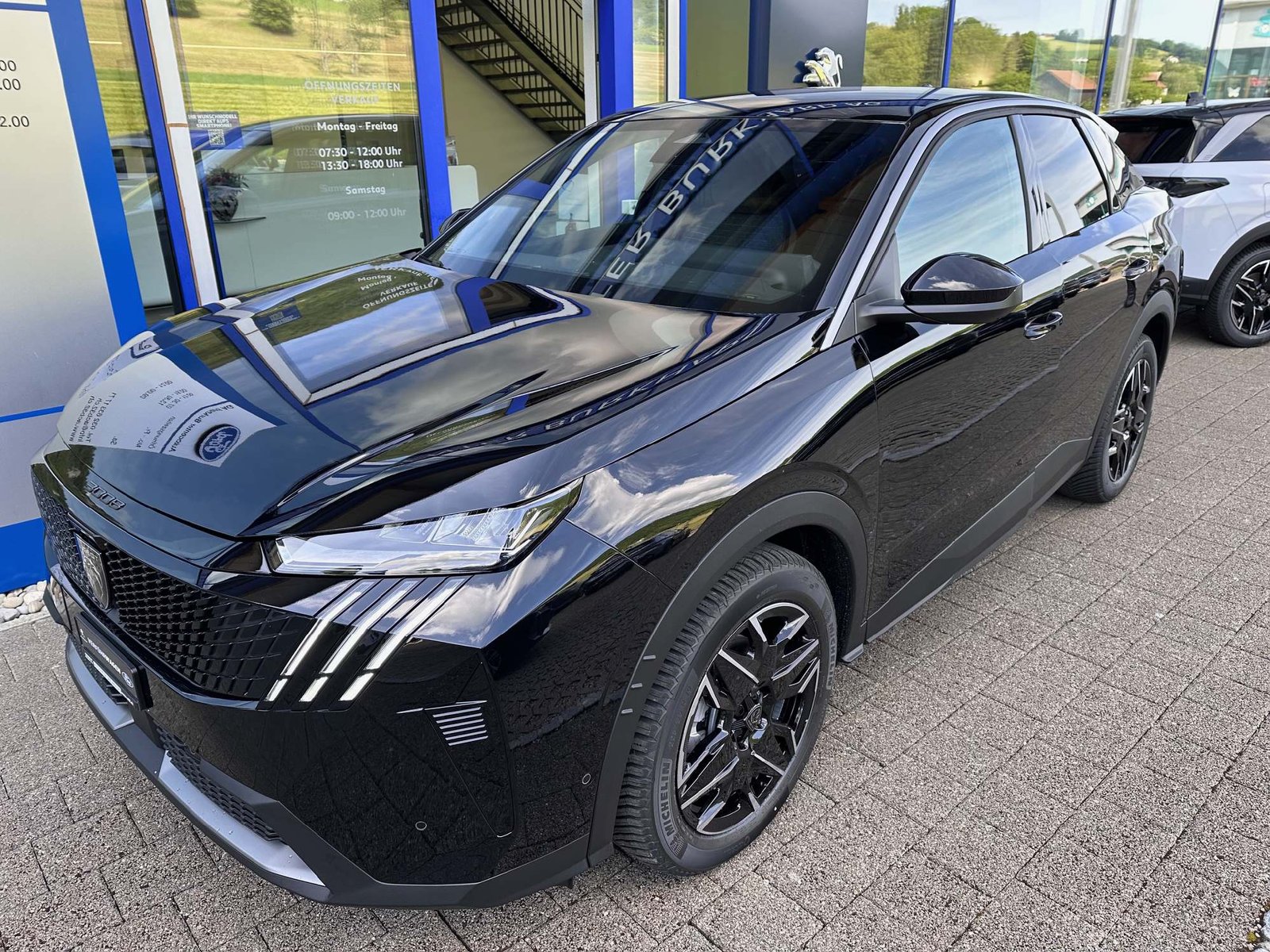 PEUGEOT 3008 1.2 Hybrid Allure Premium 8 Jahre Garantie, Mild-Hybrid Benzin/Elektro, Vorführwagen, Automatik - 2