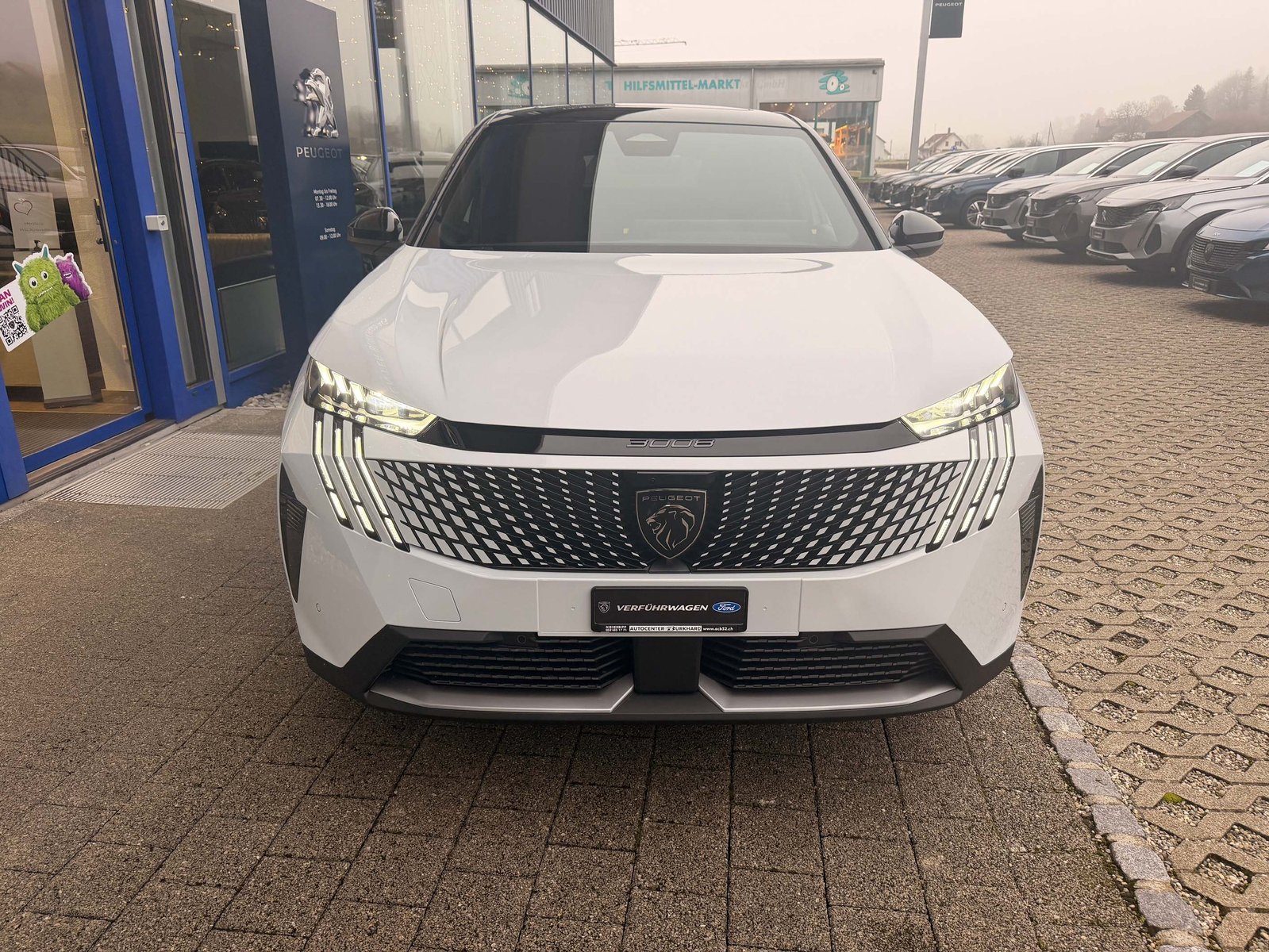 PEUGEOT 3008 1.6 Plug-in Hybrid GT I Leasing 0.9%, Hybride Rechargeable Essence/Électricité, Voiture de démonstration, Automatique - 3