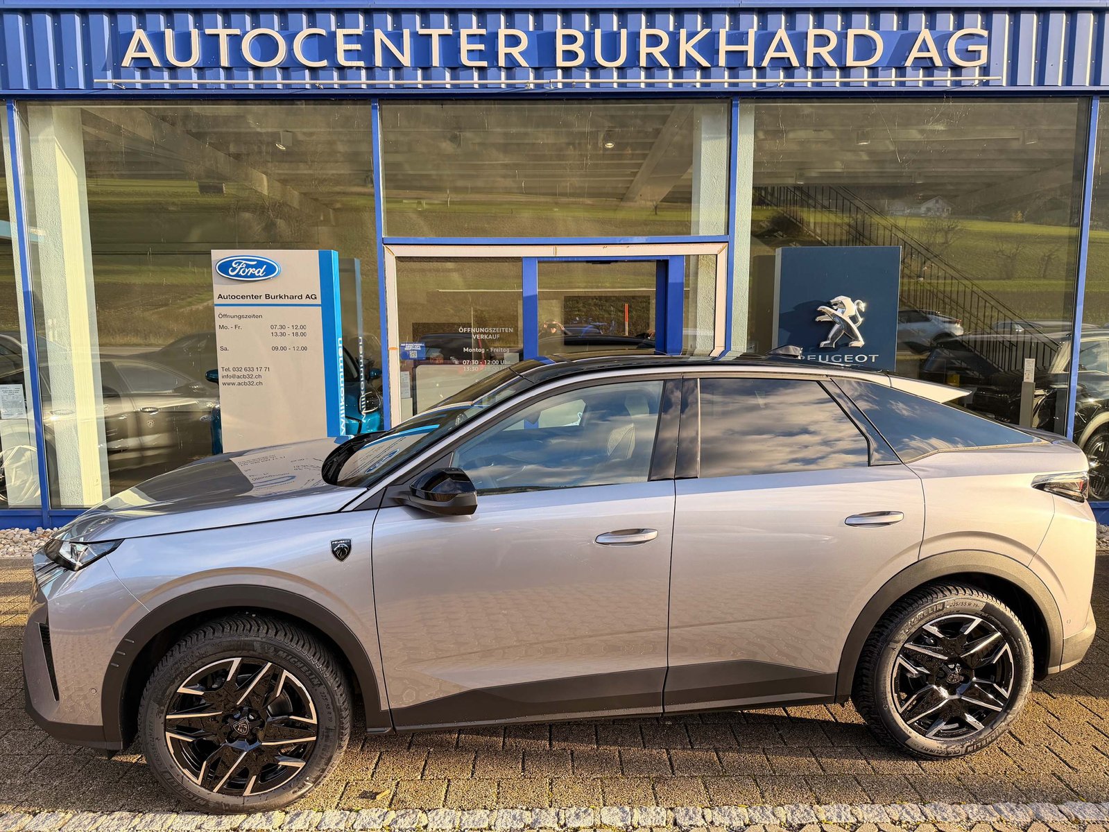 PEUGEOT 3008 1.2 Hybrid GT