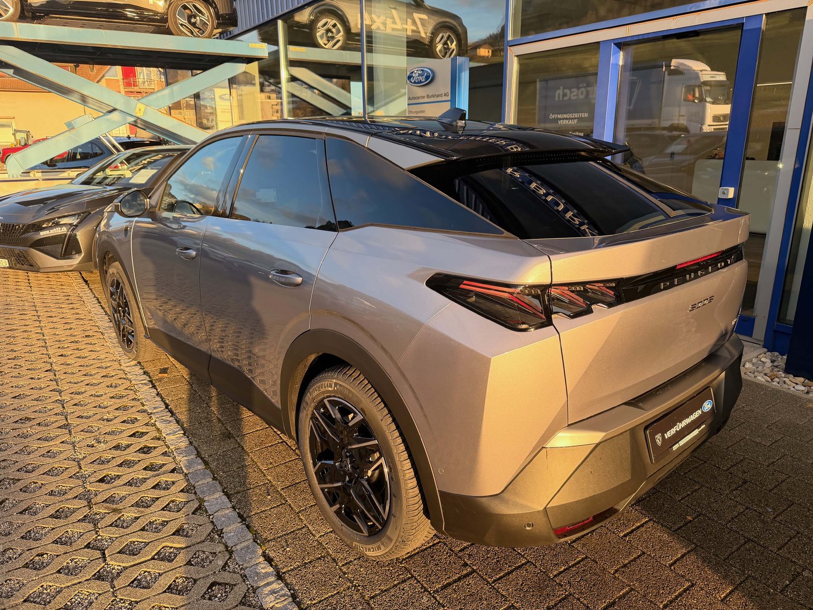 PEUGEOT 3008 1.2 Hybrid GT, Mild-Hybrid Benzin/Elektro, Vorführwagen, Automatik - 6