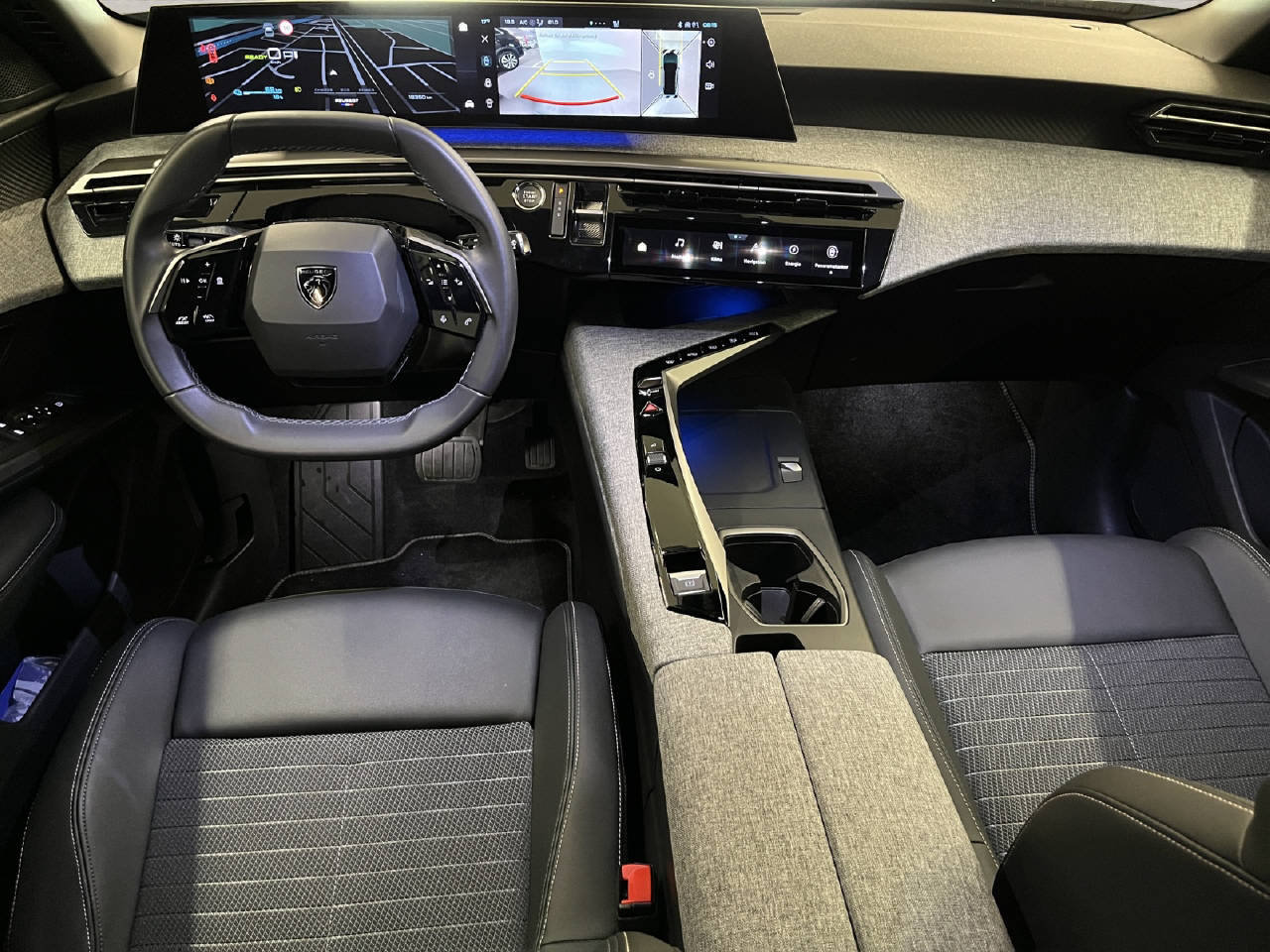 PEUGEOT 3008 e-Allure, Électrique, Voiture de démonstration, Automatique - 6