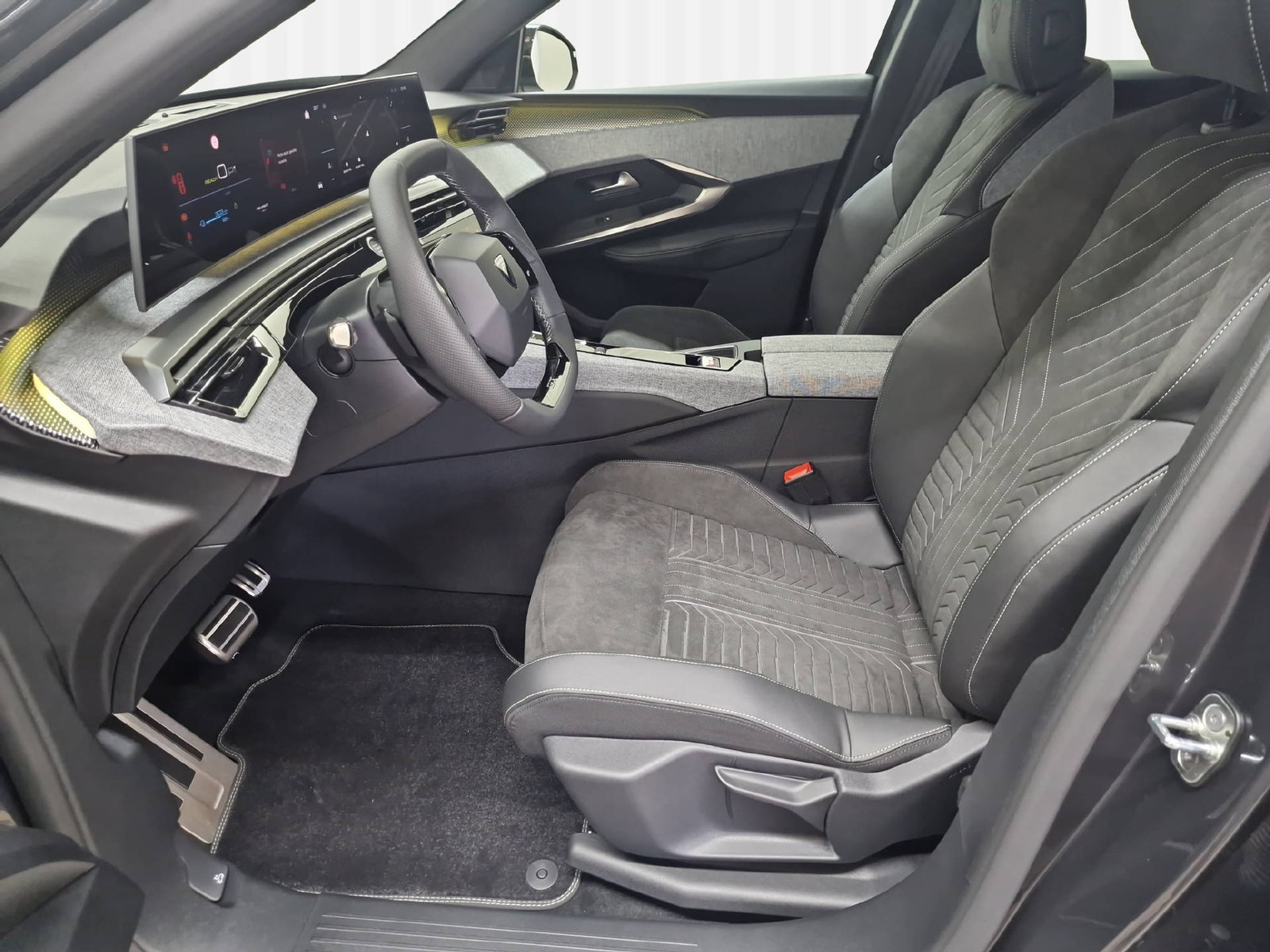 PEUGEOT E-3008 GT, Electric, Ex-demonstrator, Automatic - 6
