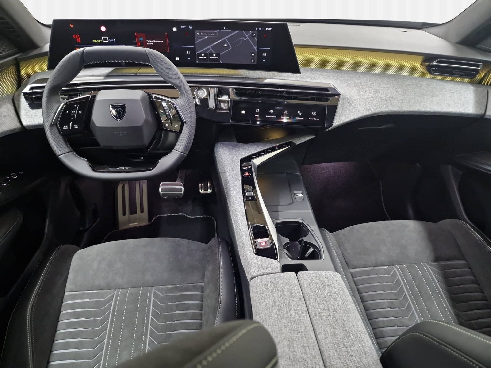 PEUGEOT E-3008 GT, Electric, Ex-demonstrator, Automatic - 7