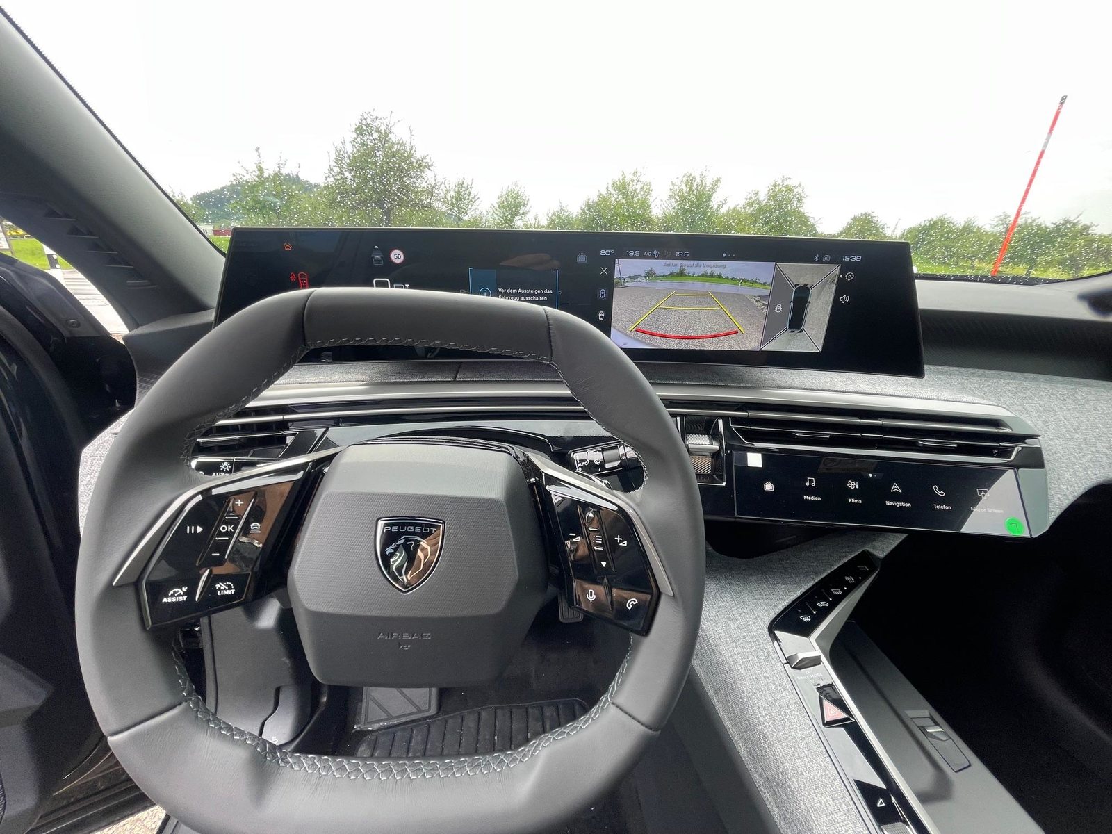 PEUGEOT 3008 e-Allure, Electric, Ex-demonstrator, Automatic - 7