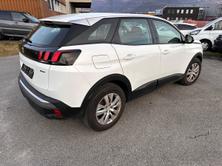PEUGEOT 3008 1.2 PureTech Active, Petrol, Second hand / Used, Manual - 6