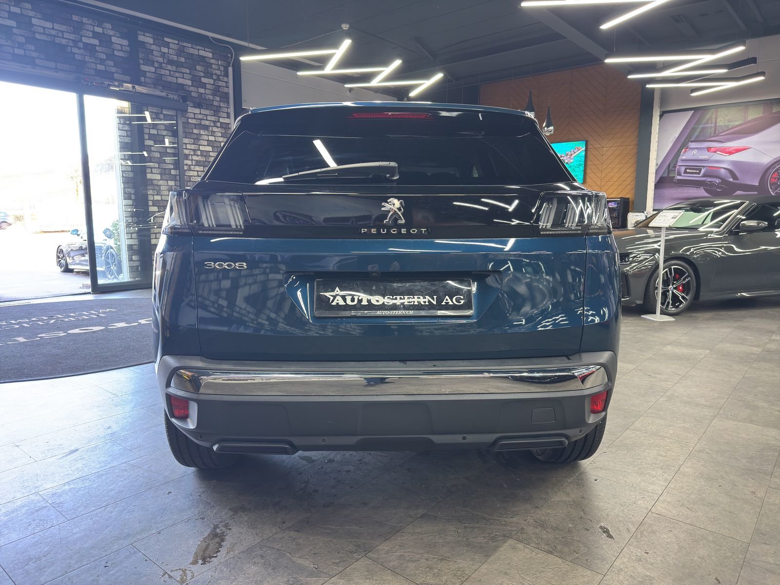 PEUGEOT 3008 1.2 PureTech Active Pack, Benzin, Occasion / Gebraucht, Handschaltung - 6