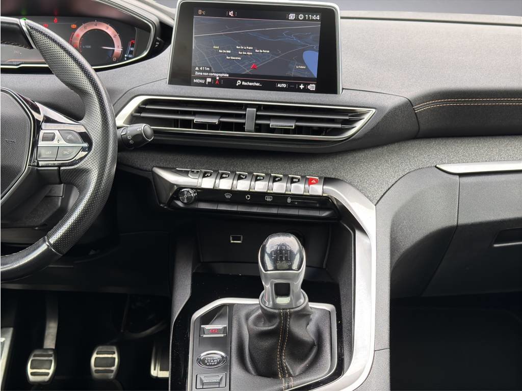 PEUGEOT 3008 1.2 PureTech GT Line, Benzin, Occasion / Gebraucht, Handschaltung - 7