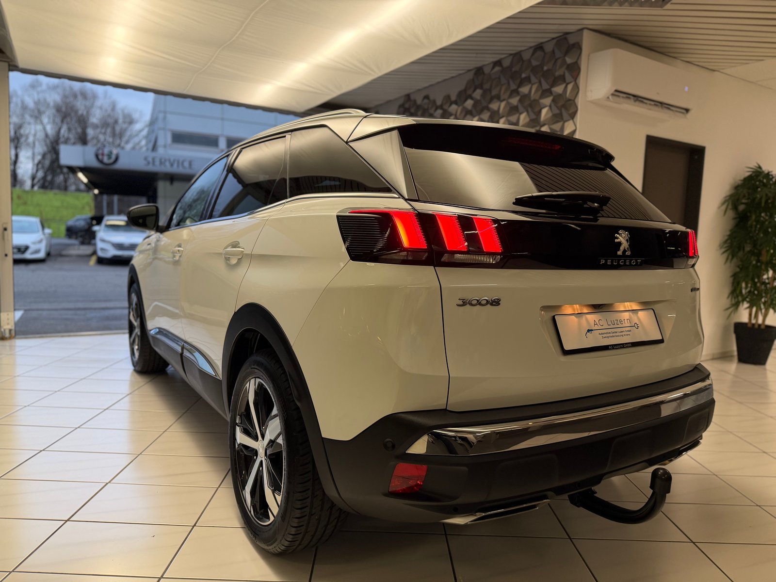 PEUGEOT 3008 1.6 BlueHDi GT Line EAT, Diesel, Second hand / Used, Automatic - 2