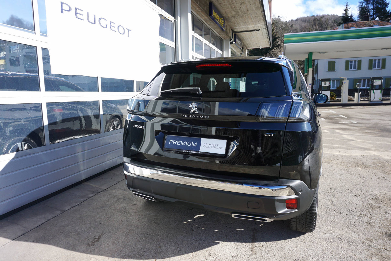 PEUGEOT 3008 1.2 Hybrid GT, Mild-Hybrid Benzin/Elektro, Occasion / Gebraucht, Automat - 3