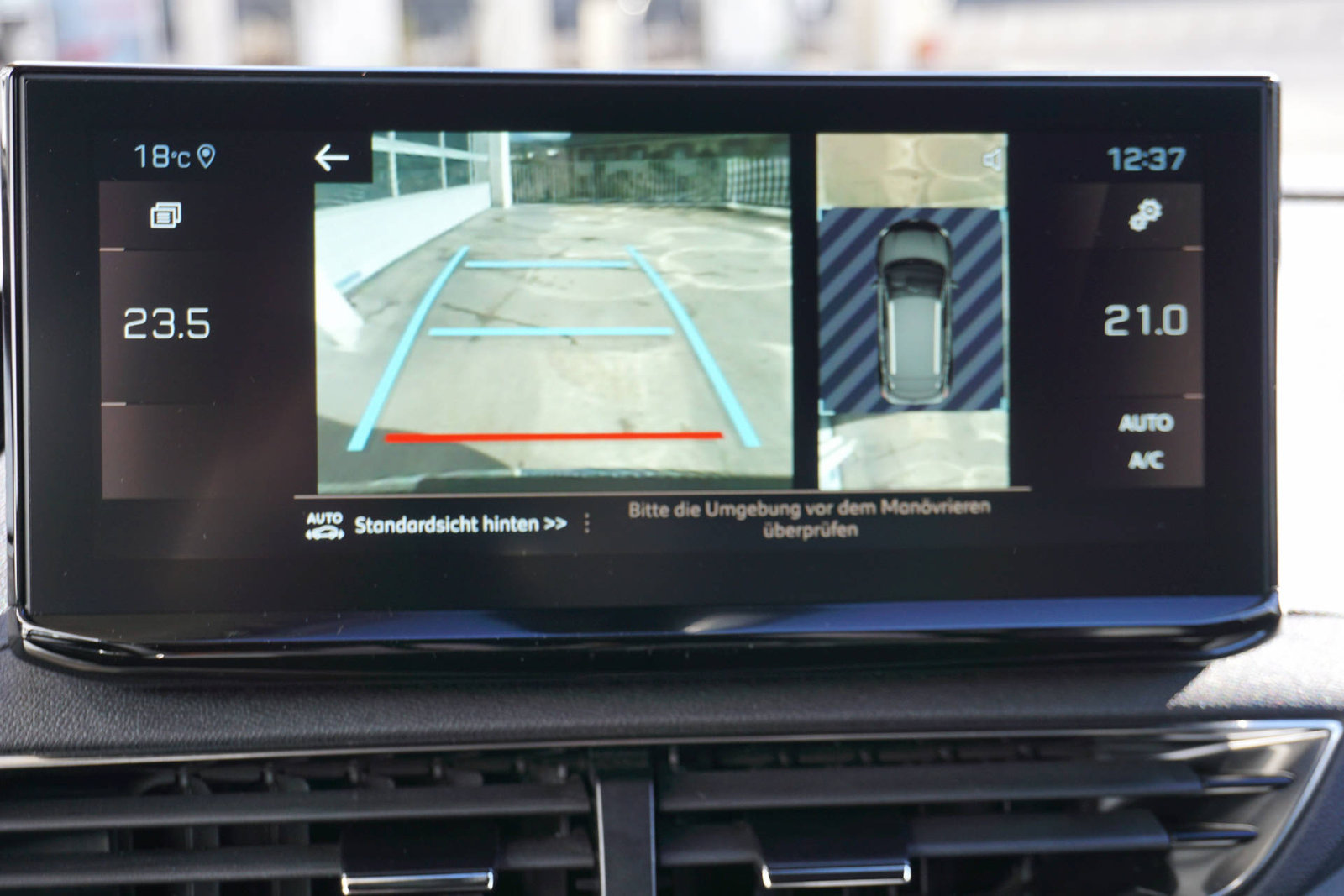 PEUGEOT 3008 1.2 Hybrid GT, Mild-Hybrid Benzin/Elektro, Occasion / Gebraucht, Automat - 6