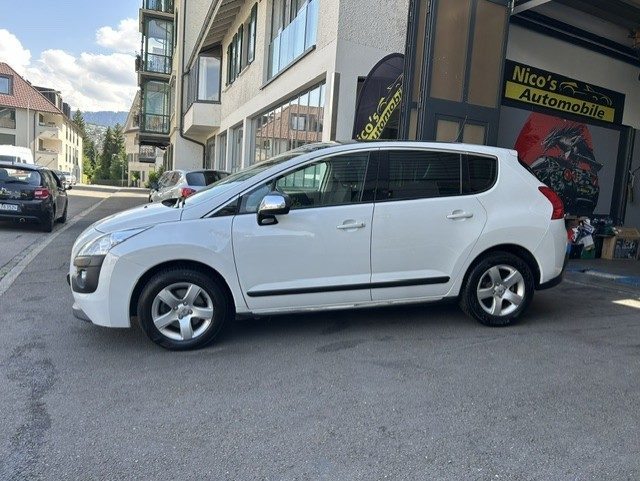 PEUGEOT 3008 1.6 VTi 156 Platinum