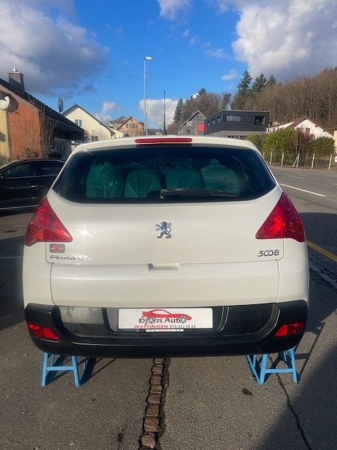 PEUGEOT 3008 1.6 VTi Sport, Petrol, Second hand / Used, Manual - 7