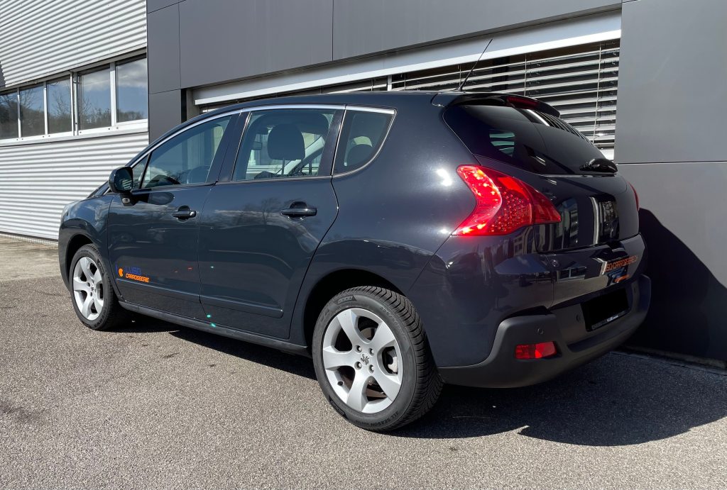 PEUGEOT 3008 1.6 HDi 112 Sport, Diesel, Occasion / Gebraucht, Handschaltung - 5