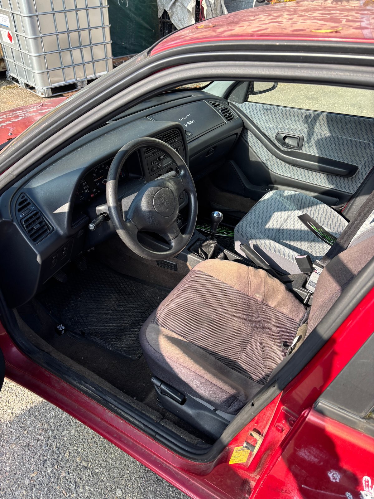 PEUGEOT 306 1.8 XT, Benzin, Occasion / Gebraucht, Handschaltung - 5