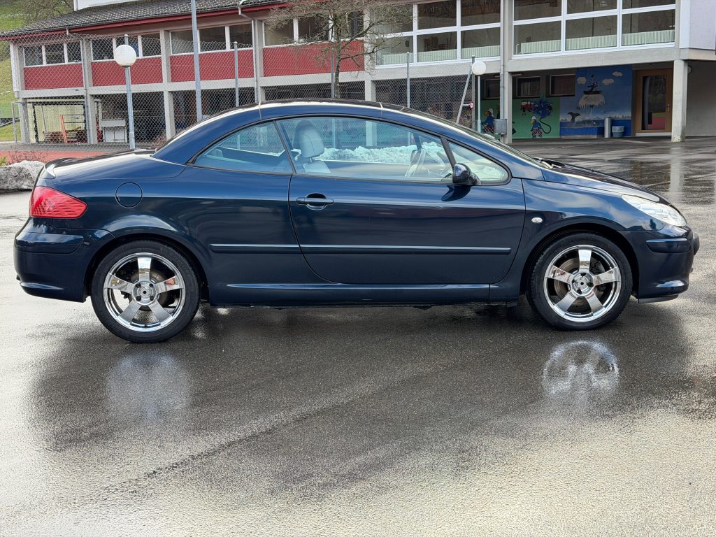 PEUGEOT 307 2.0 HDI Platinum Edition, Diesel, Occasion / Gebraucht, Handschaltung - 5