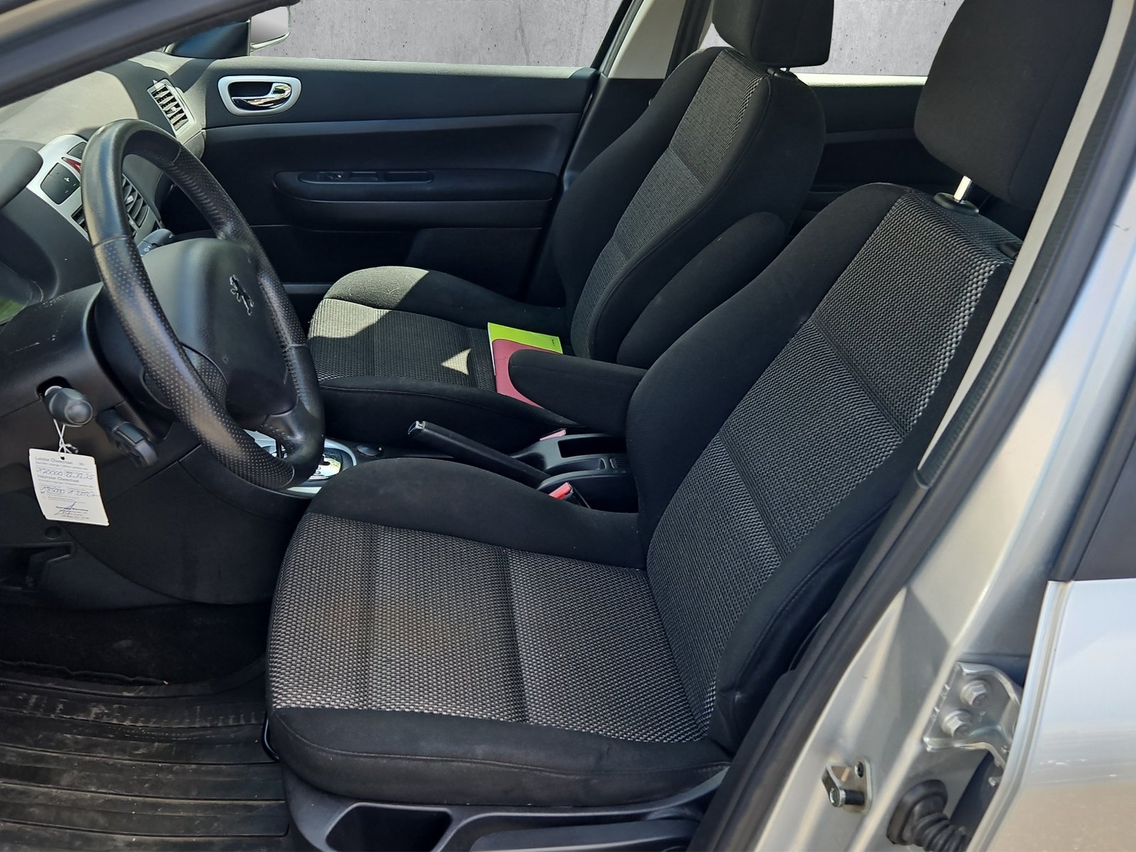 PEUGEOT 307 SW 2.0 HDI Premium, Diesel, Occasion / Utilisé, Manuelle - 5