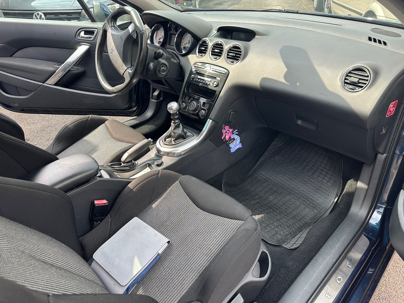PEUGEOT 308 CC 1.6 16V Turbo Sport Pack, Benzin, Occasion / Gebraucht, Handschaltung - 4