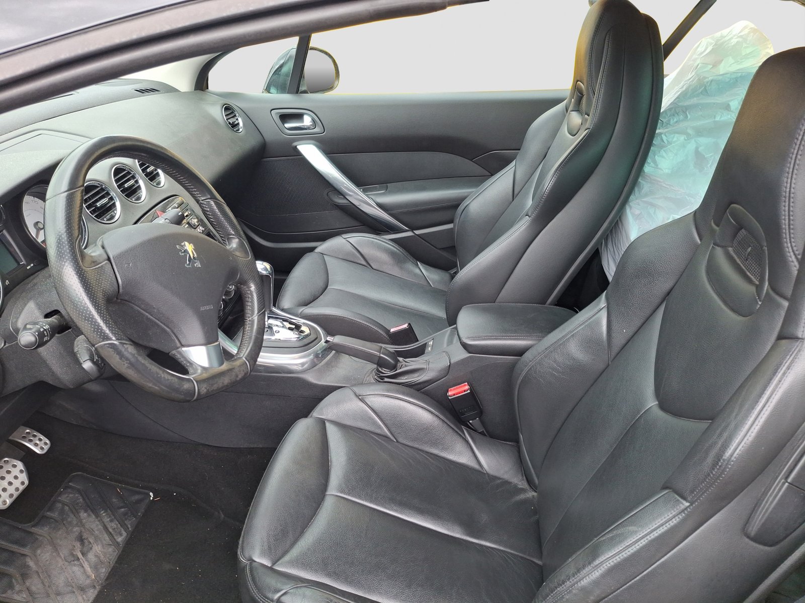 PEUGEOT 308 CC 1.6 16V Turbo Platinum Automatic, Essence, Occasion / Utilisé, Automatique - 7