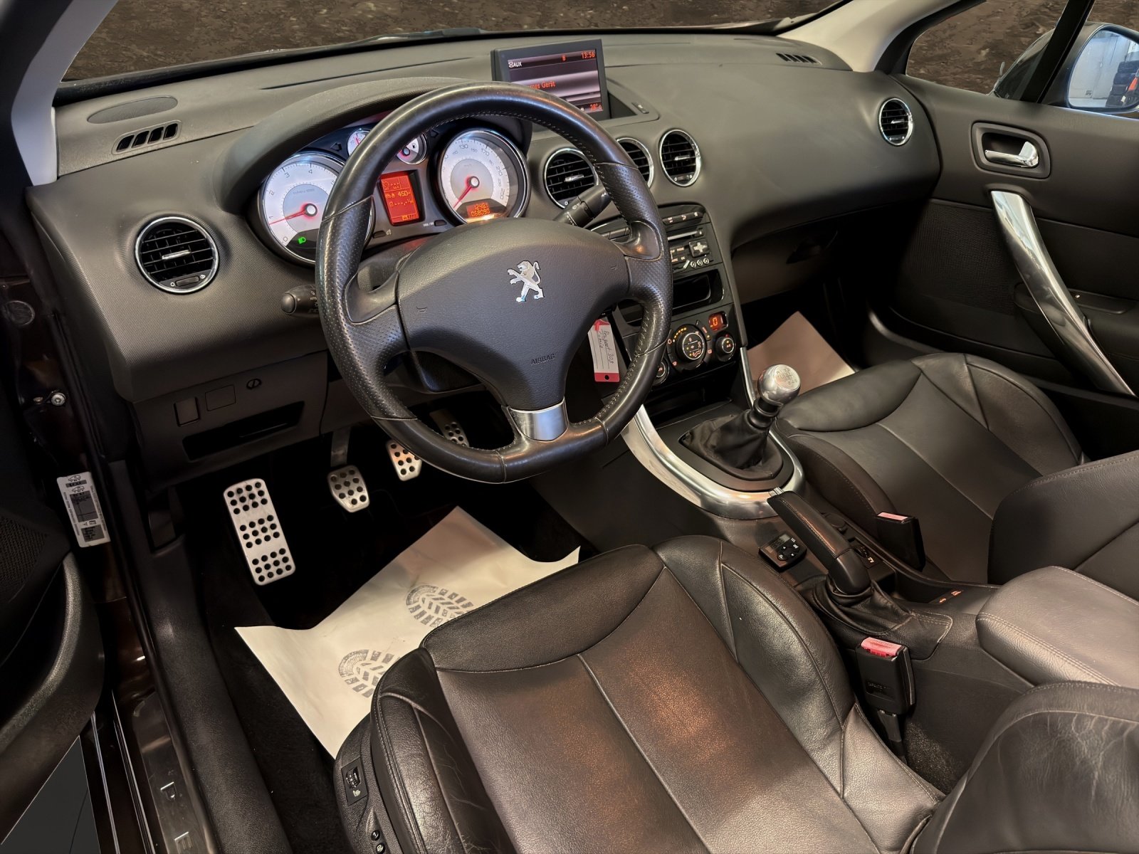 PEUGEOT 308 CC 1.6 16V Turbo Platinum, Benzin, Occasion / Gebraucht, Handschaltung - 7