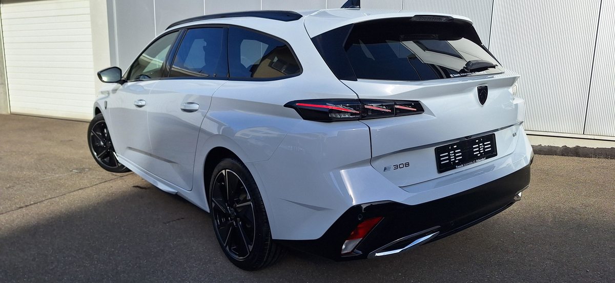 PEUGEOT 308 SW e-GT, Electric, New car, Automatic - 3