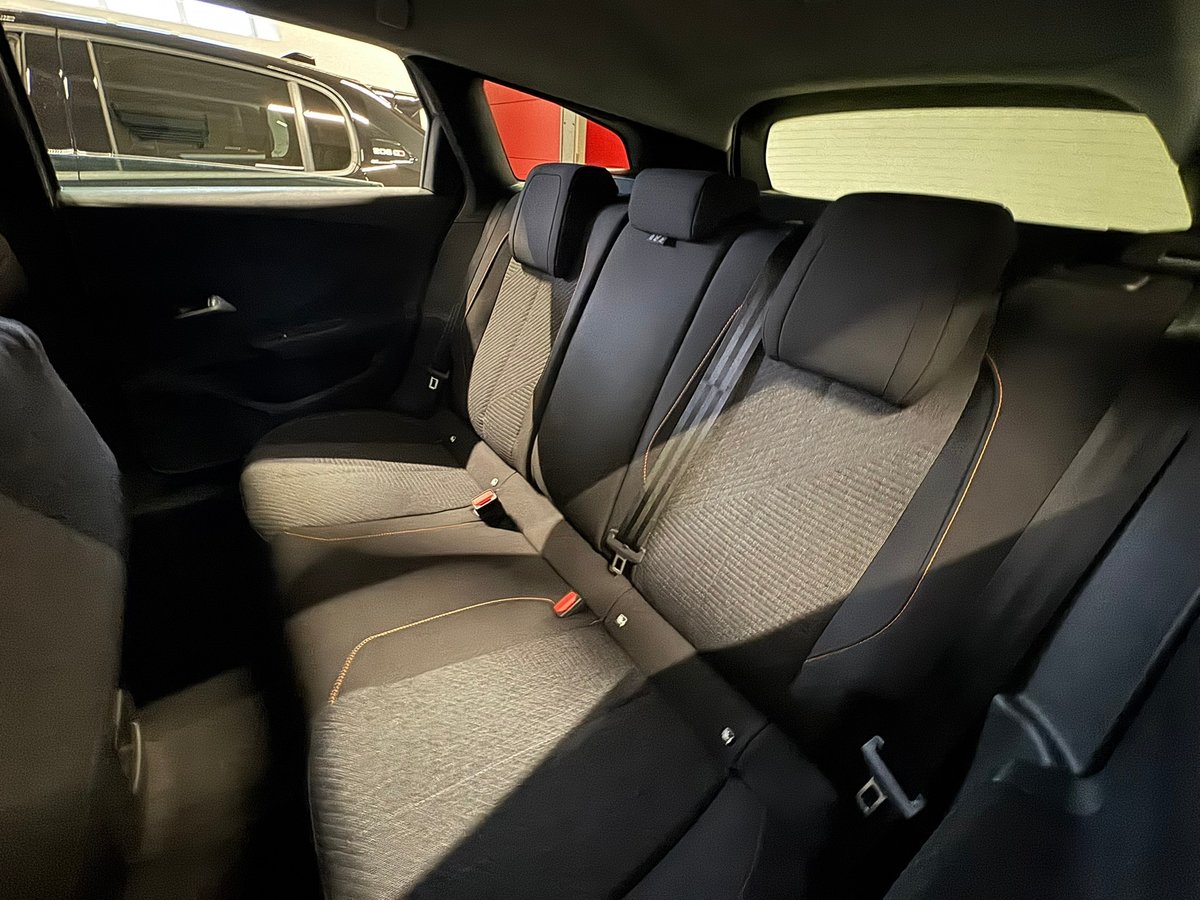 PEUGEOT 308 SW 1.2 HEV 136 Style, Mild-Hybrid Petrol/Electric, New car, Automatic - 7