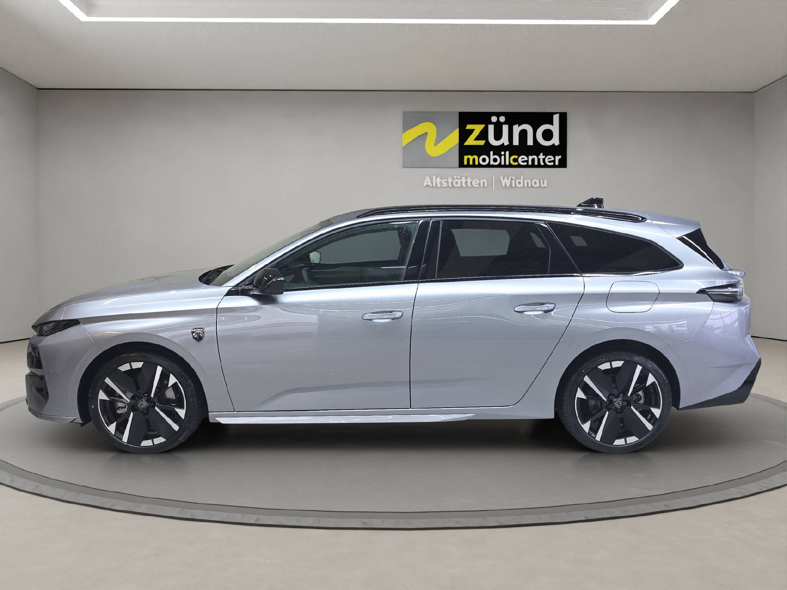 PEUGEOT 308 SW 1.6 PHEV 195 GT, Plug-in-Hybrid Benzin/Elektro, Neuwagen, Automatik - 2