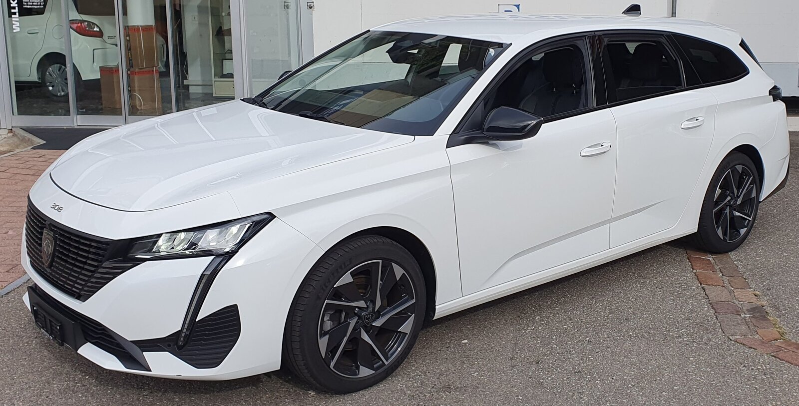 PEUGEOT 308 SW BlueHDI Allure Helvetia