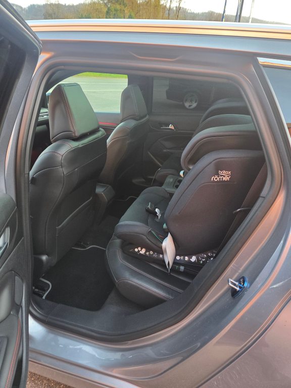 PEUGEOT 308 2.0 BlueHDi 180 GT, Diesel, Occasion / Gebraucht, Automatik - 6
