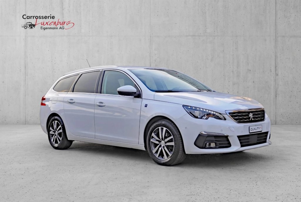 PEUGEOT 308 1.5 BlueHDi Tech Edition