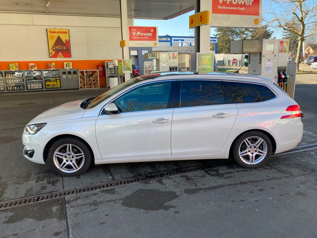 PEUGEOT 308 SW 1.2 PureTech 130 Feline S/S, Essence, Occasion / Utilisé, Manuelle - 2