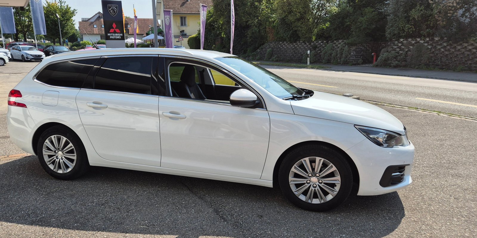 PEUGEOT 308 SW 1.5 BlueHDI Allure, Diesel, Occasion / Gebraucht, Handschaltung - 4
