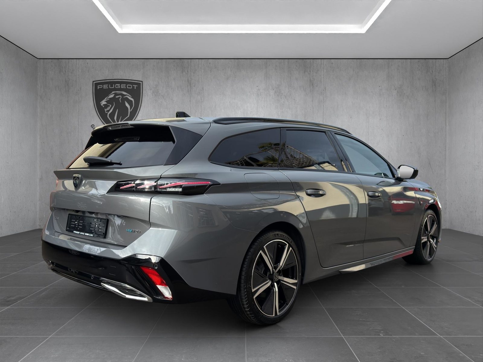 PEUGEOT 308 SW 1.6 PHEV 225 GT, Plug-in-Hybrid Petrol/Electric, Second hand / Used, Automatic - 5