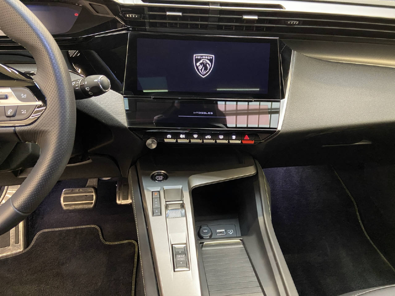 PEUGEOT 308 SW 1.6 PHEV 225 GT, Plug-in-Hybrid Petrol/Electric, Second hand / Used, Automatic - 7