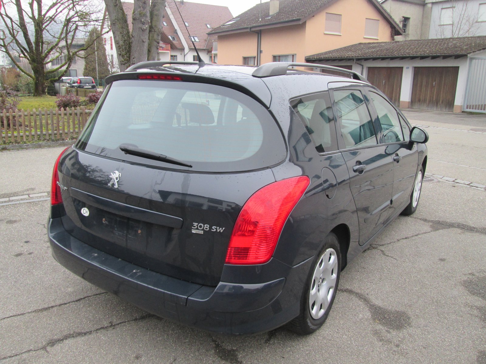 PEUGEOT 308 SW 1.6 HDI Access EGS6, Diesel, Occasion / Utilisé, Automatique - 5