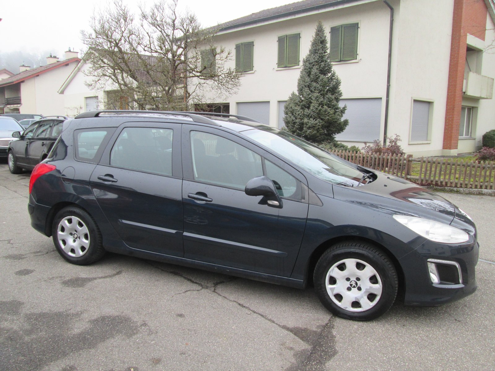 PEUGEOT 308 SW 1.6 HDI Access EGS6, Diesel, Occasion / Utilisé, Automatique - 6