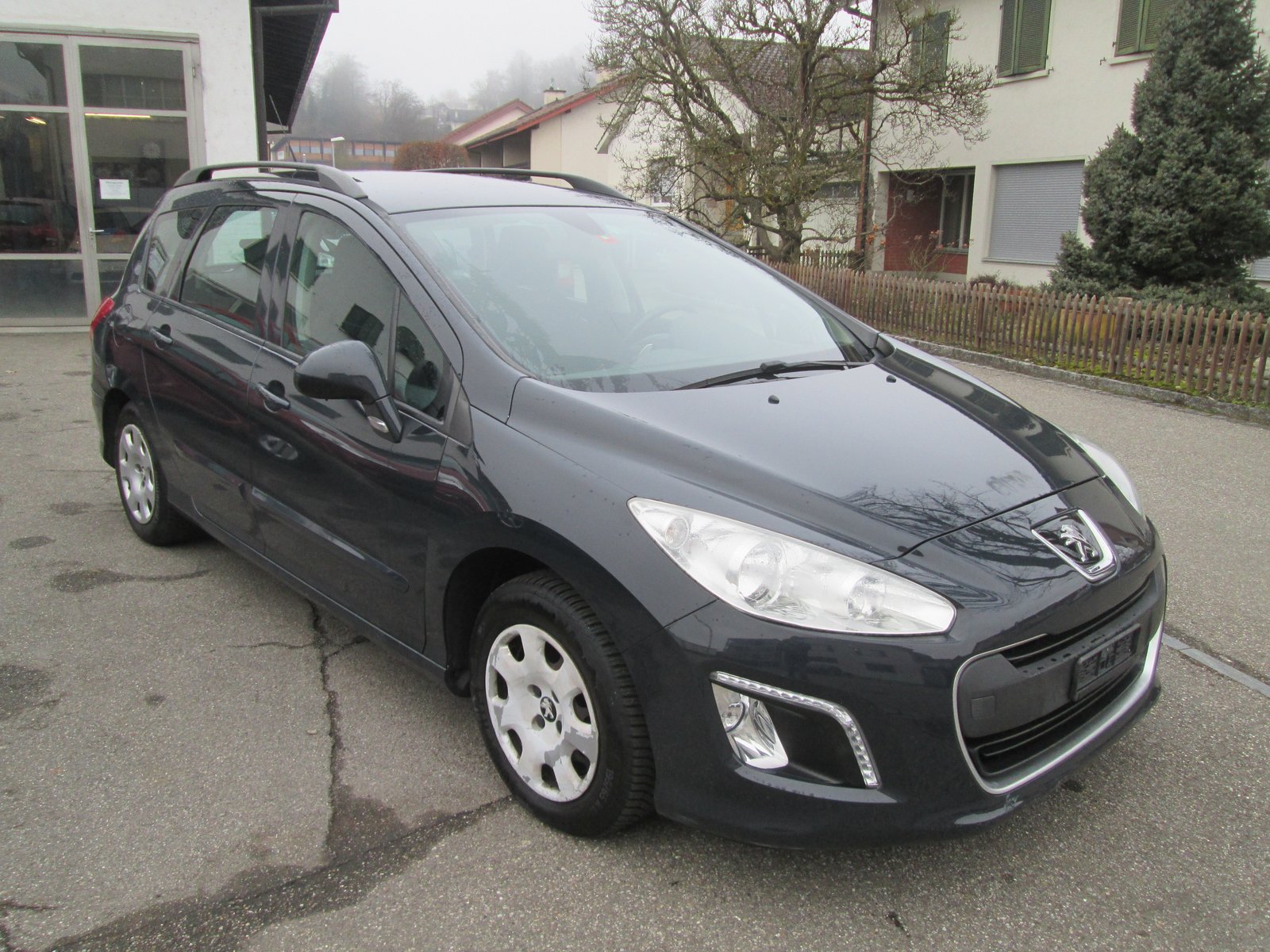 PEUGEOT 308 SW 1.6 HDI Access EGS6, Diesel, Occasion / Utilisé, Automatique - 7