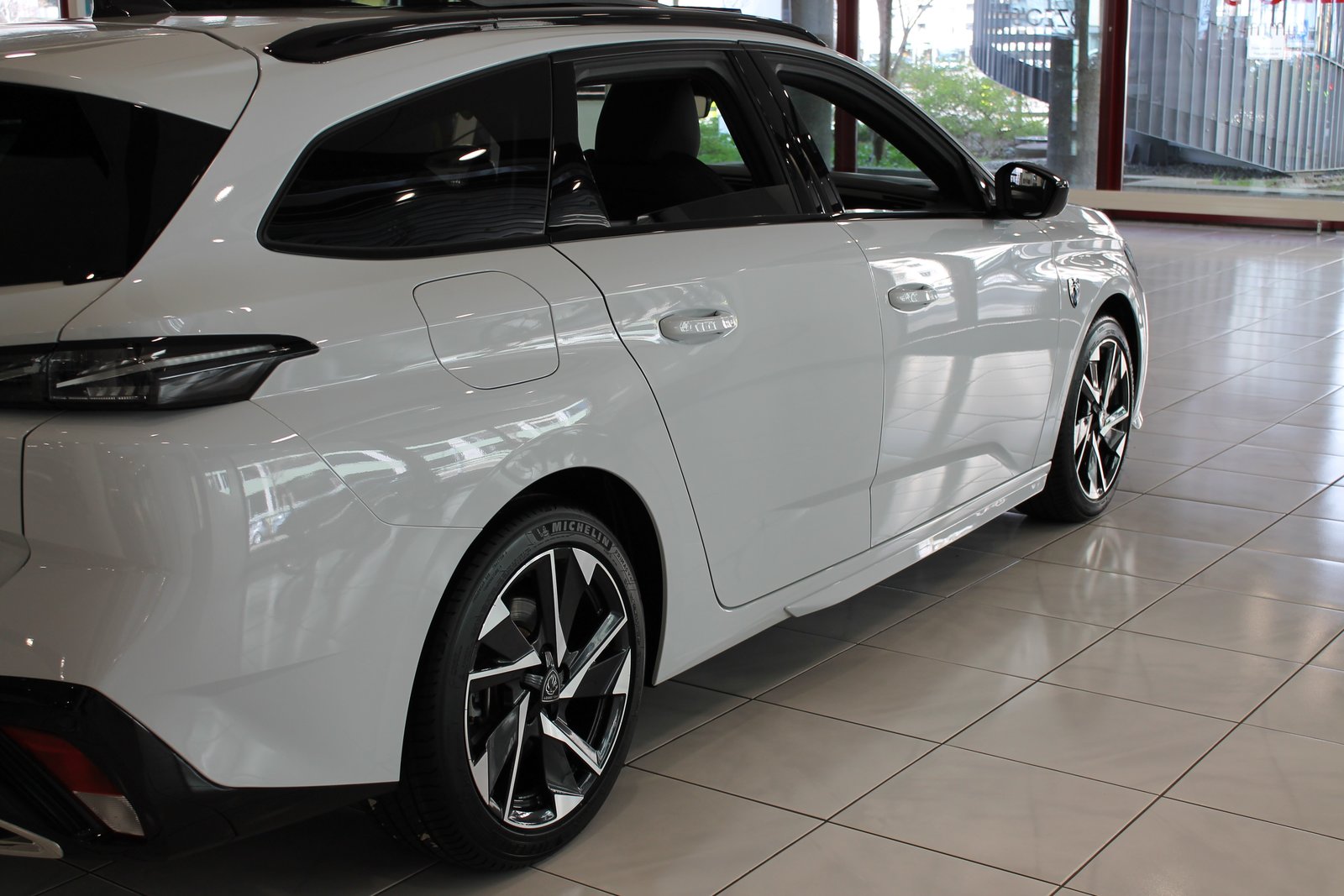 PEUGEOT 308 SW 1.6 PHEV 180 GT, Plug-in-Hybrid Benzina/Elettrica, Occasioni / Usate, Automatico - 6