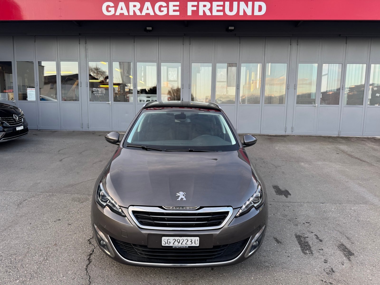PEUGEOT 308 SW 1.2 THP Allure, Benzin, Occasion / Gebraucht, Handschaltung - 5