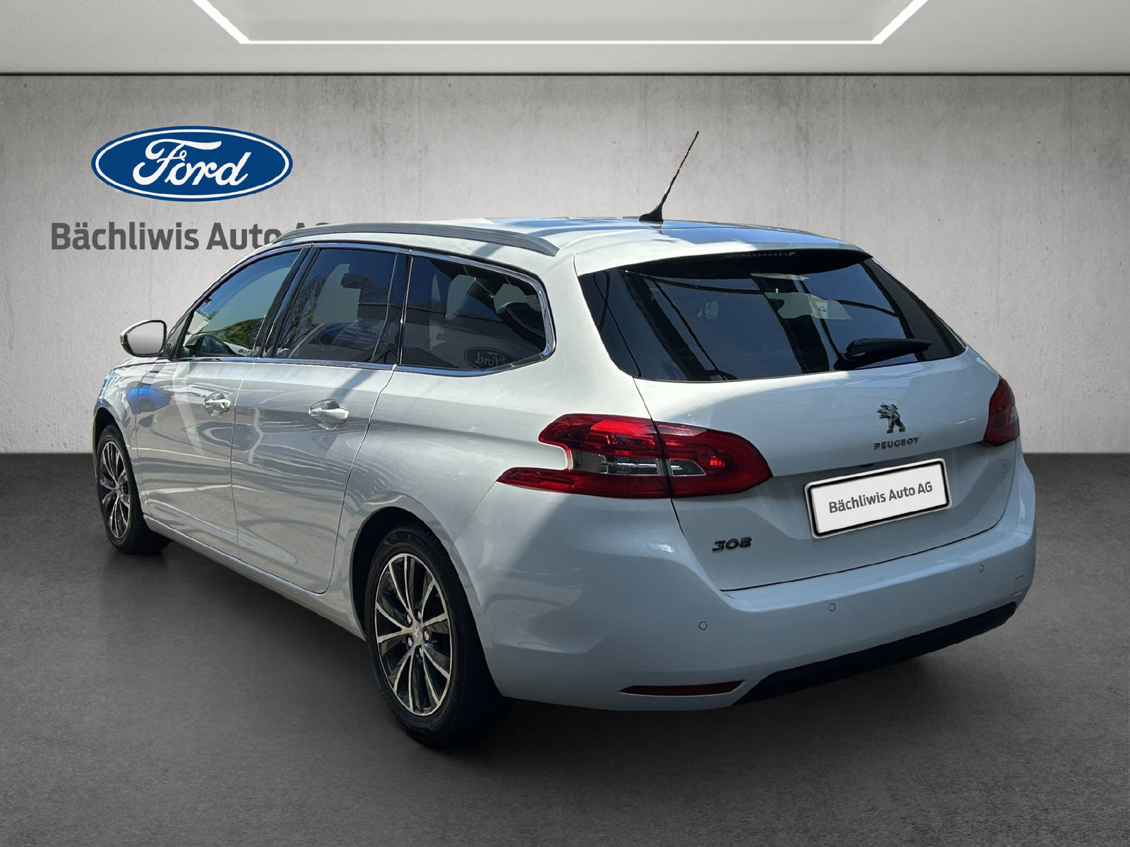 PEUGEOT 308 SW 1.5 BlueHDi Allure Pack, Diesel, Second hand / Used, Automatic - 3