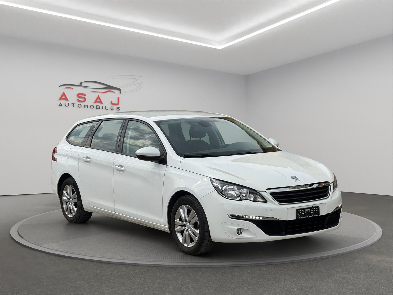 PEUGEOT 308 SW 1.2 THP Style, Benzin, Occasion / Gebraucht, Handschaltung - 3