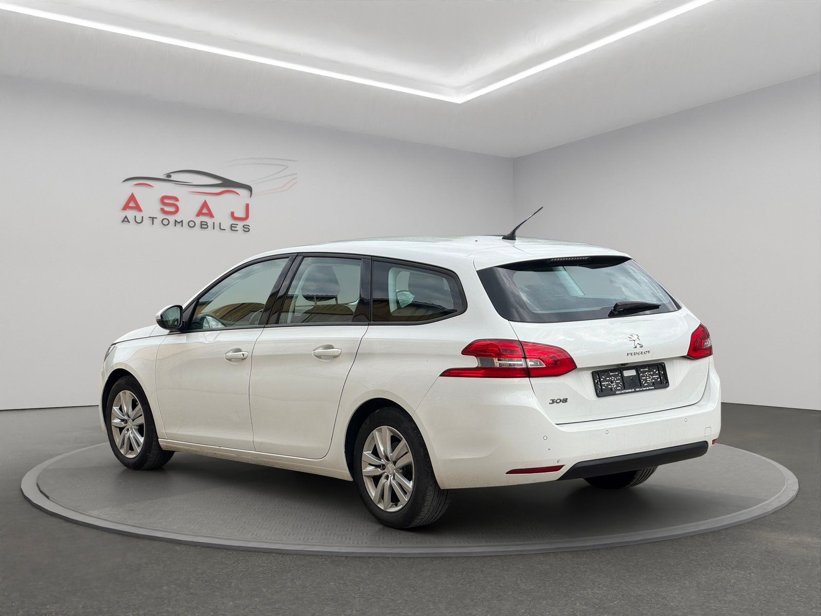 PEUGEOT 308 SW 1.2 THP Style, Benzin, Occasion / Gebraucht, Handschaltung - 6