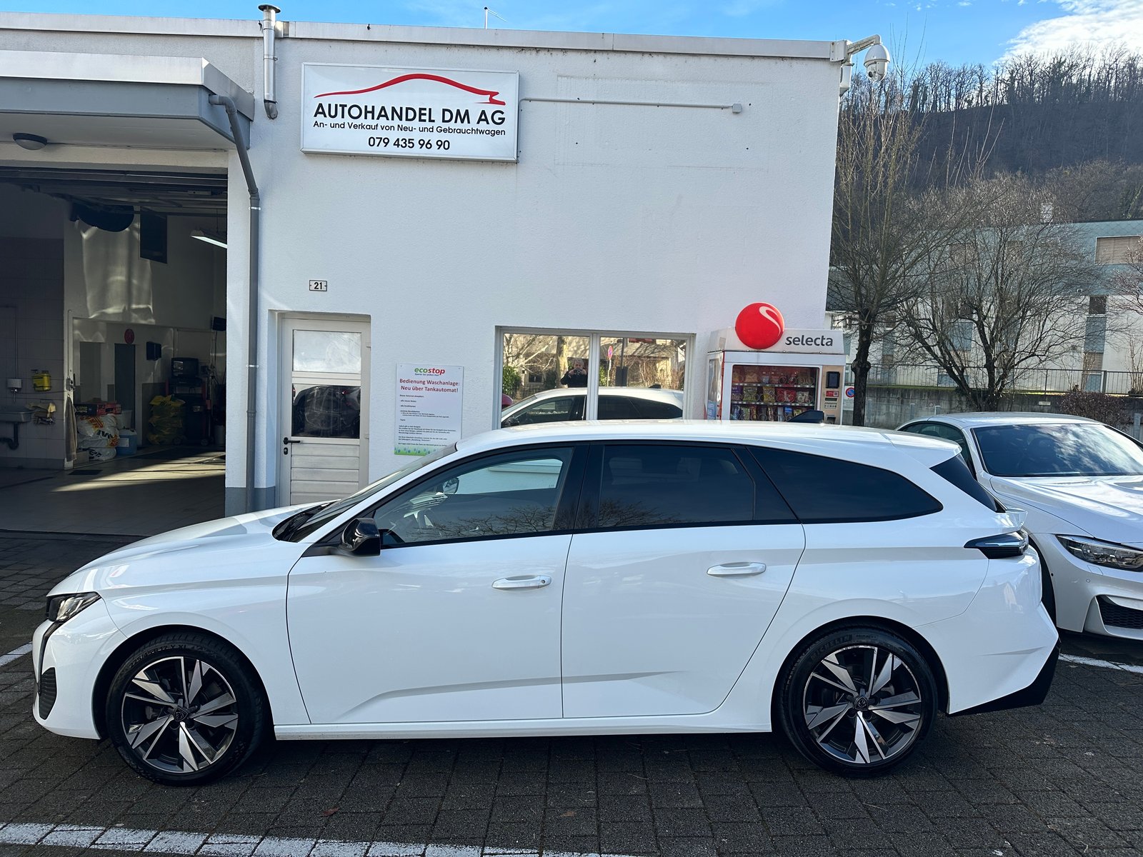 PEUGEOT 308 SW 1.5 BlueHDI Allure EAT8, Diesel, Second hand / Used, Automatic - 3