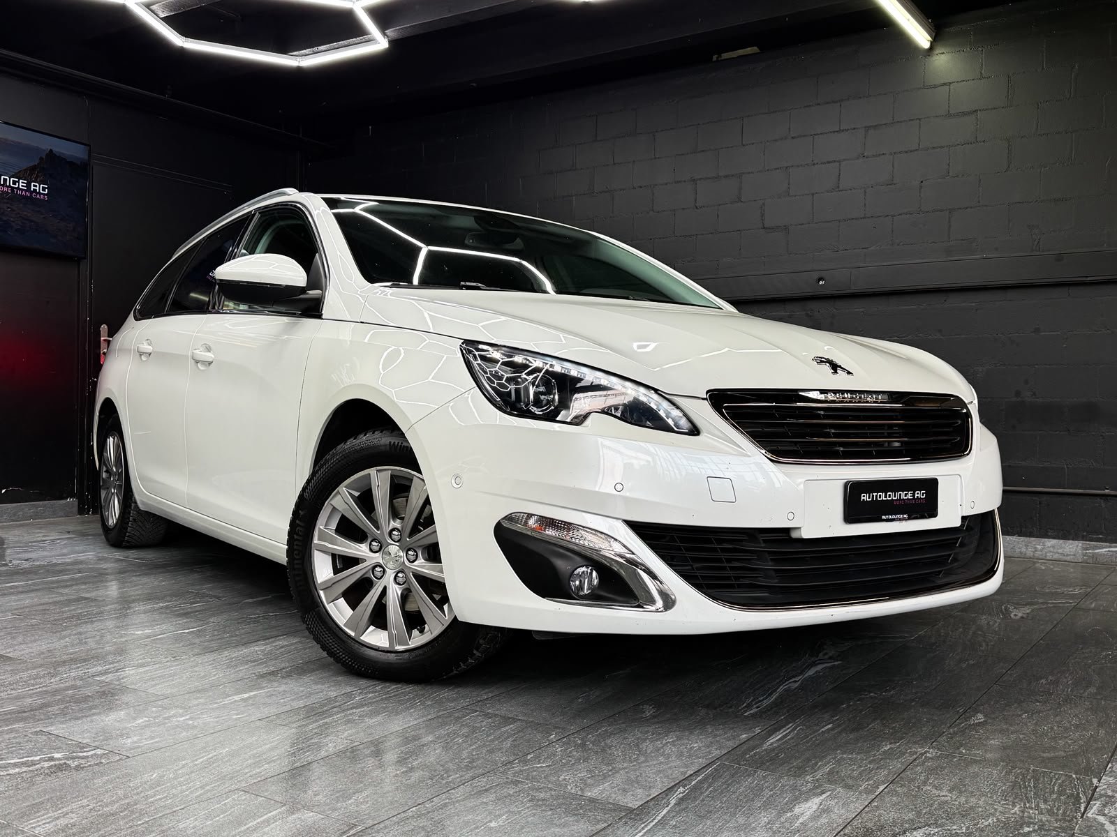 PEUGEOT 308 SW 1.2 THP Allure