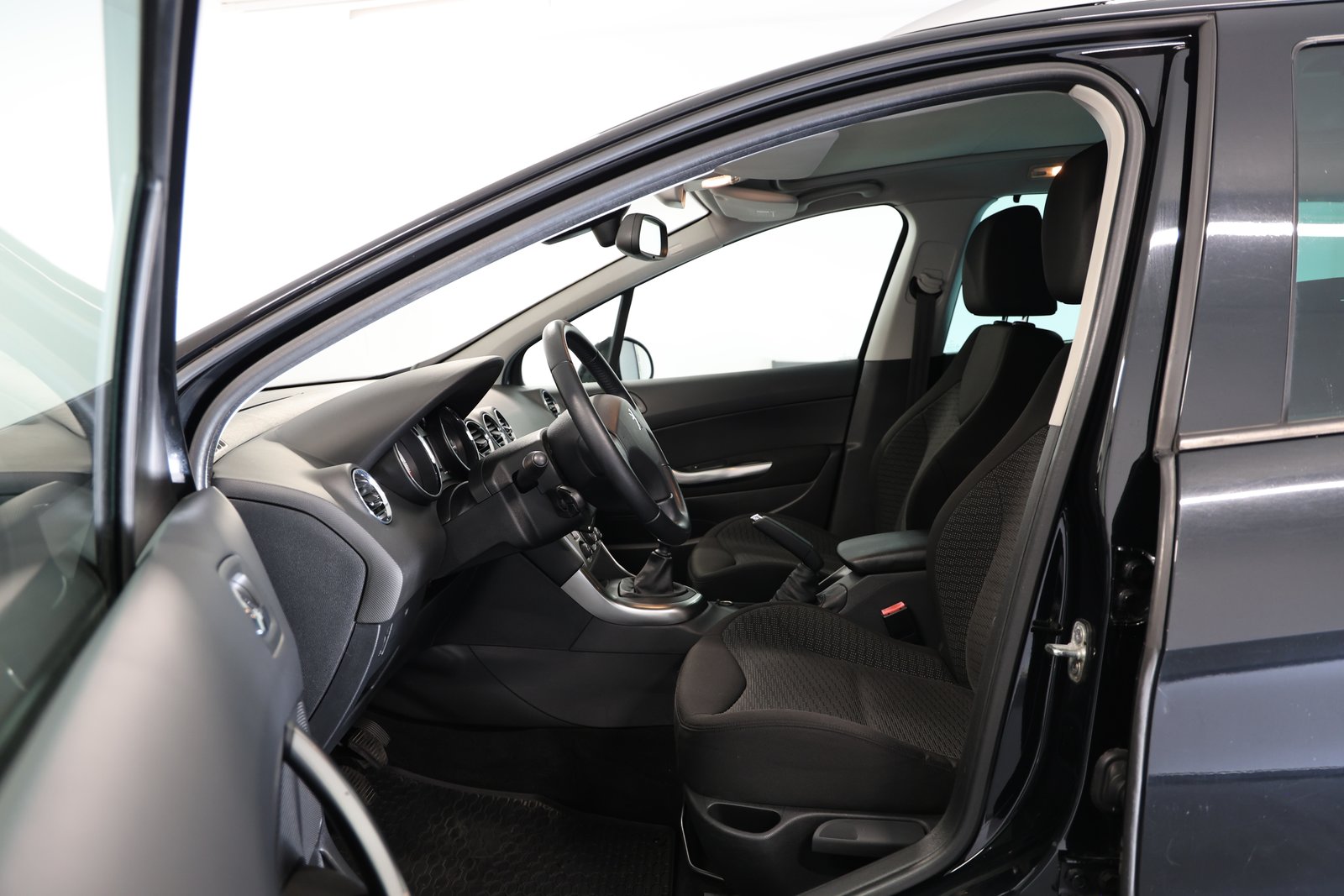 PEUGEOT 308 SW 1.6 16V Turbo Sport Pack, Petrol, Second hand / Used, Manual - 6