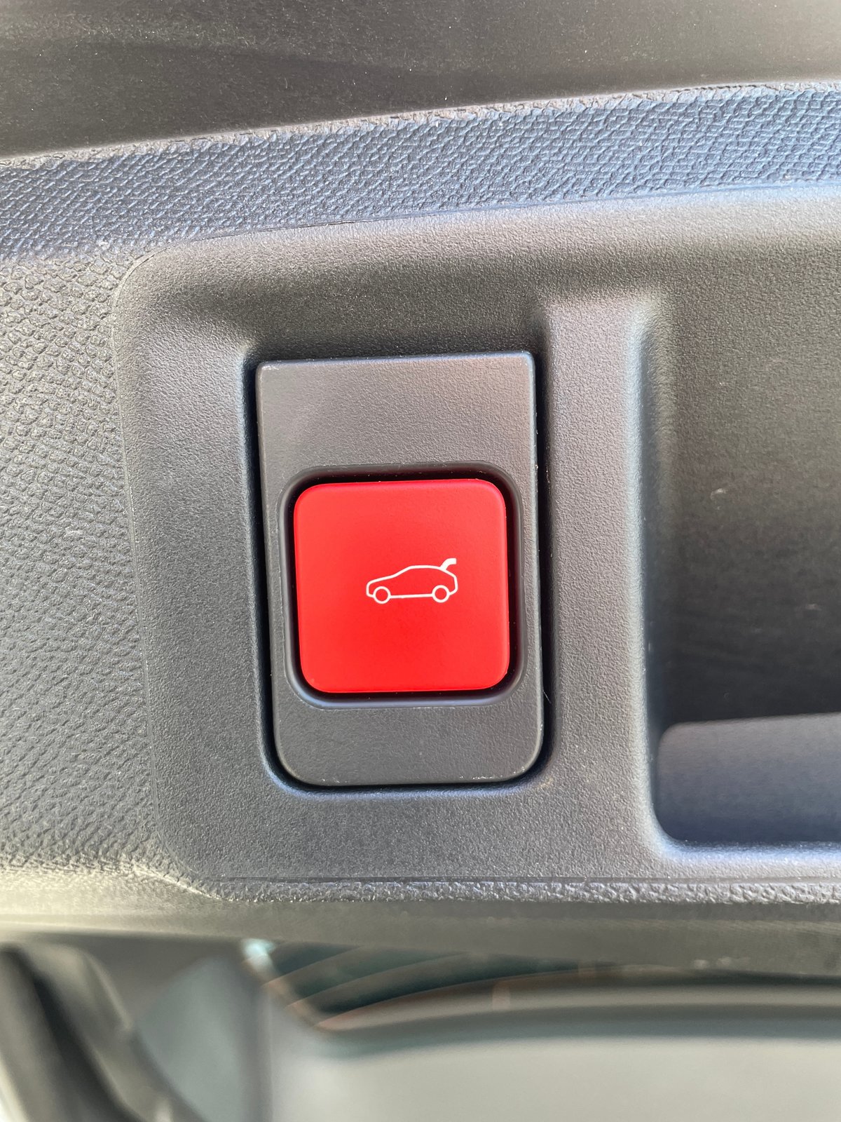 PEUGEOT 308 SW 1.6 PHEV 225 GT, Hybride Rechargeable Essence/Électricité, Occasion / Utilisé, Automatique - 7