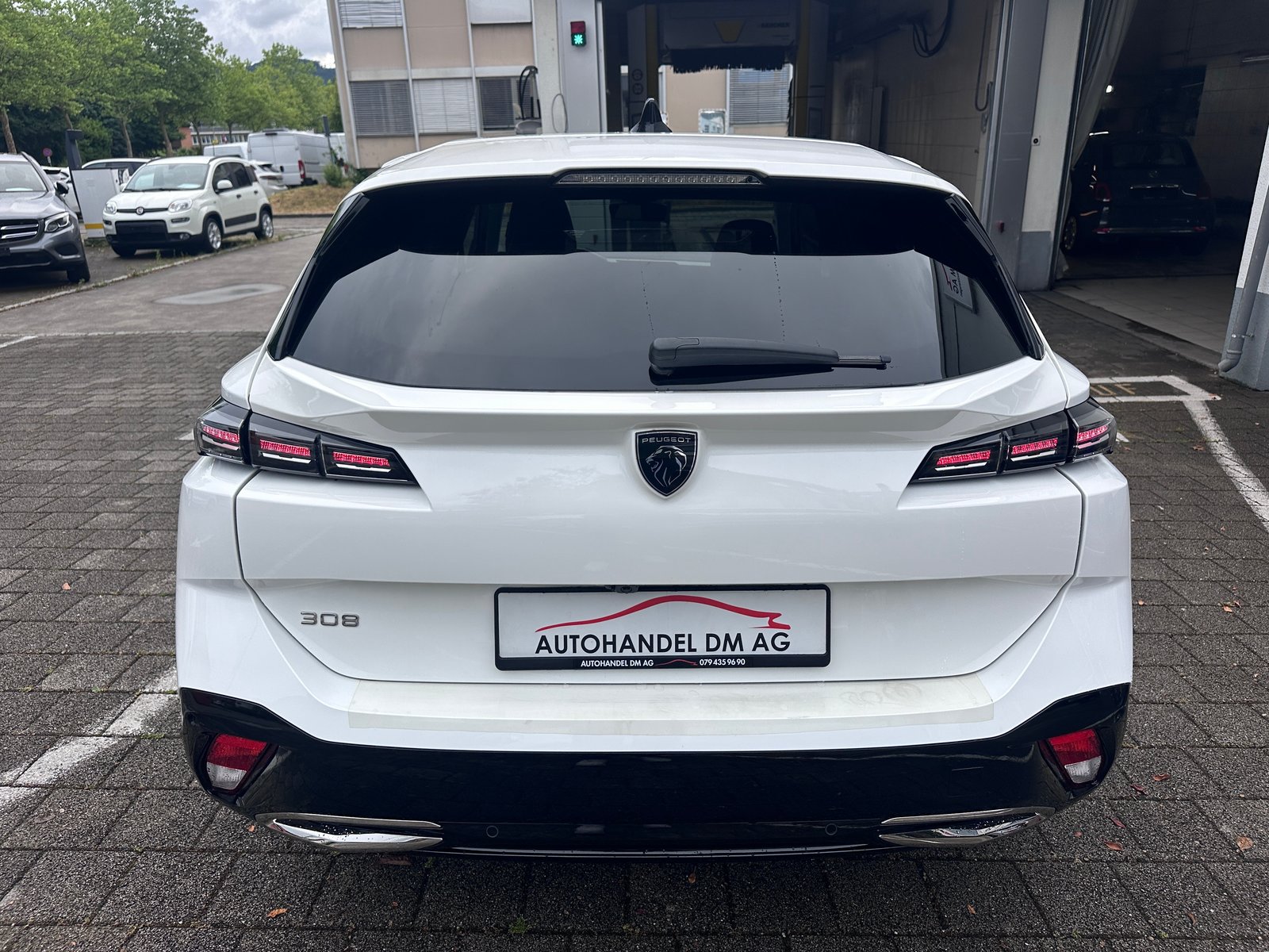 PEUGEOT 308 SW 1.5 BlueHDI Allure EAT8, Diesel, Occasion / Gebraucht, Automatik - 5