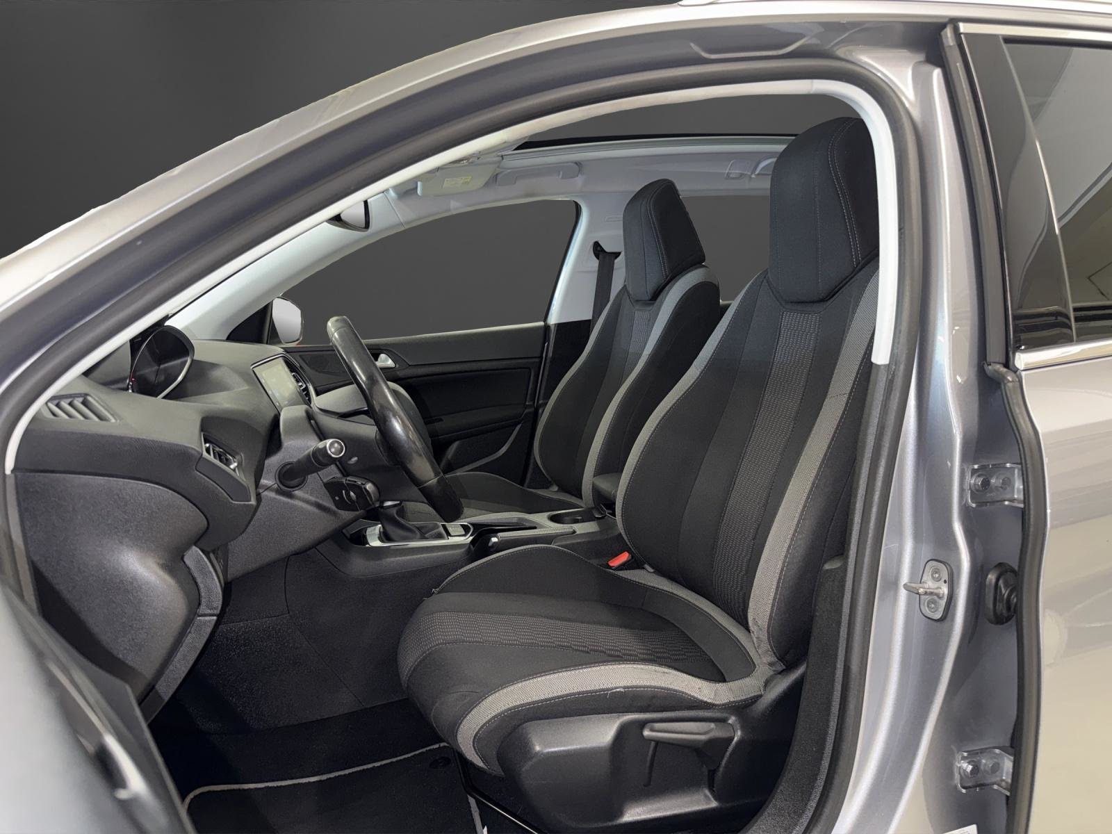 PEUGEOT 308 SW 1.6 BlueHDI Allure Automatic, Diesel, Occasion / Utilisé, Automatique - 7
